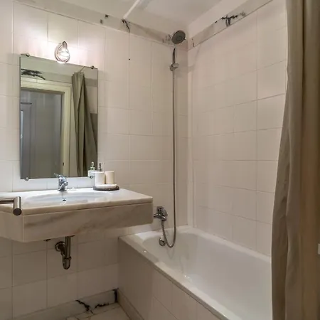 Casa Branca With Garden By Madeira Apartman