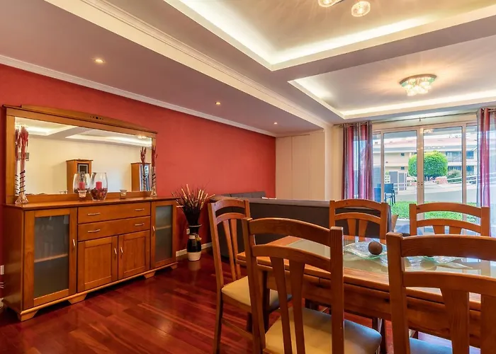 Casa Branca With Garden By Madeira * Funchal (Madeira)